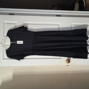 Auselily black ruffled dress